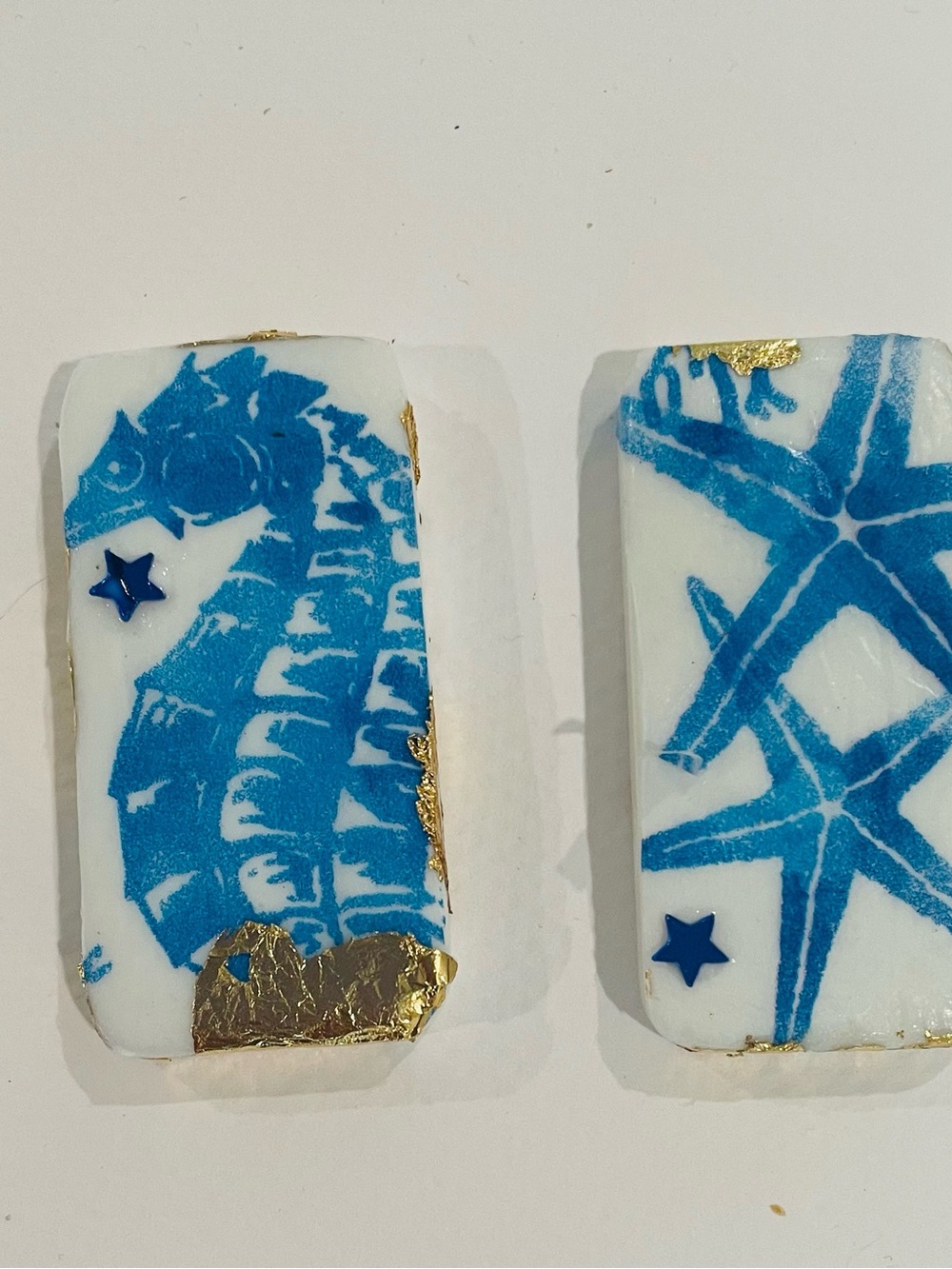 Seahorse & Starfish Domino magnets & gift pouch - Picture 2 of 4